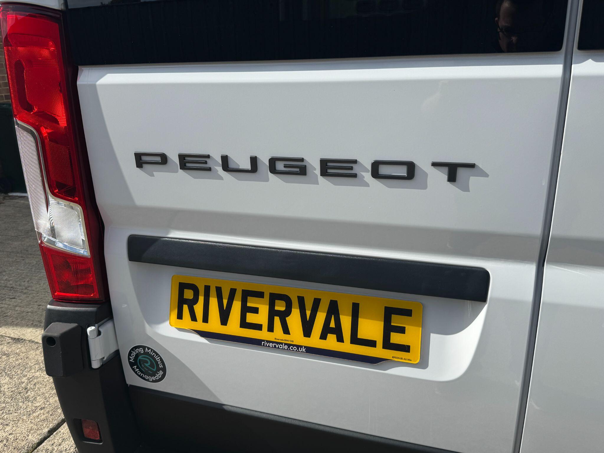 Peugeot Boxer image 7